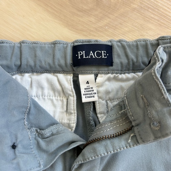 Children’s place boys chinos - Picture 3 of 3
